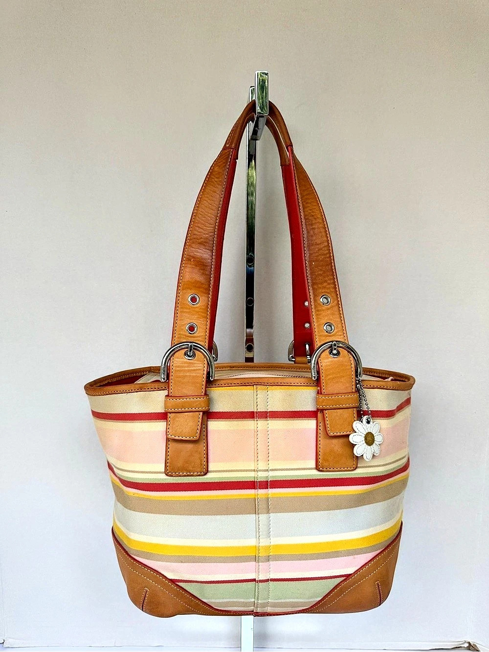 vintage Coach Soho Hampton Daisy Multi-Stripe tote bag .